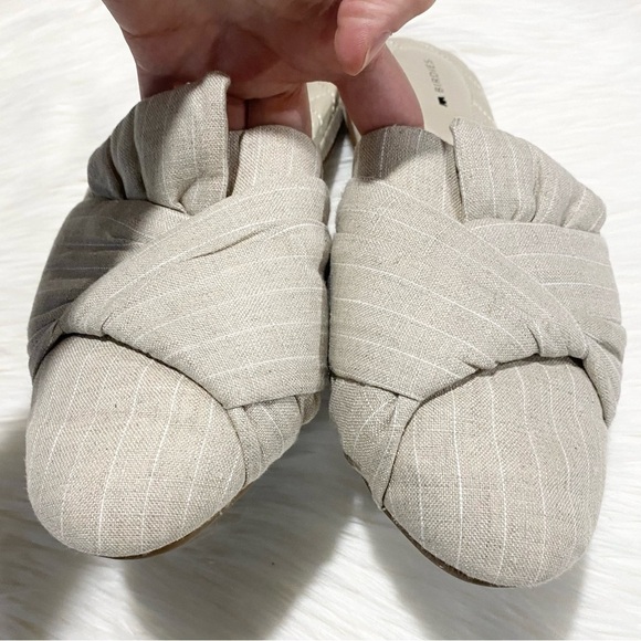 Birdies The Songbird Linen Stripe Mule Slides in Natural Stripe 10 - Picture 4 of 8